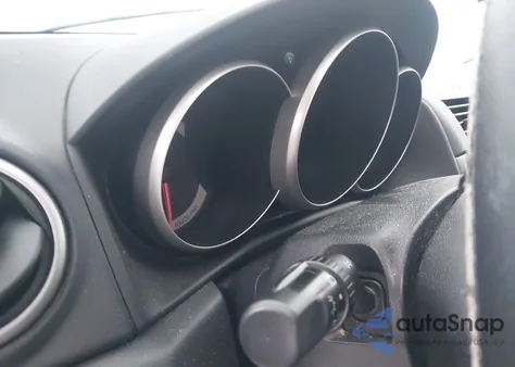 2004 Mazda Mazda3 S from USA, damaged, VIN JM1BK143941130078